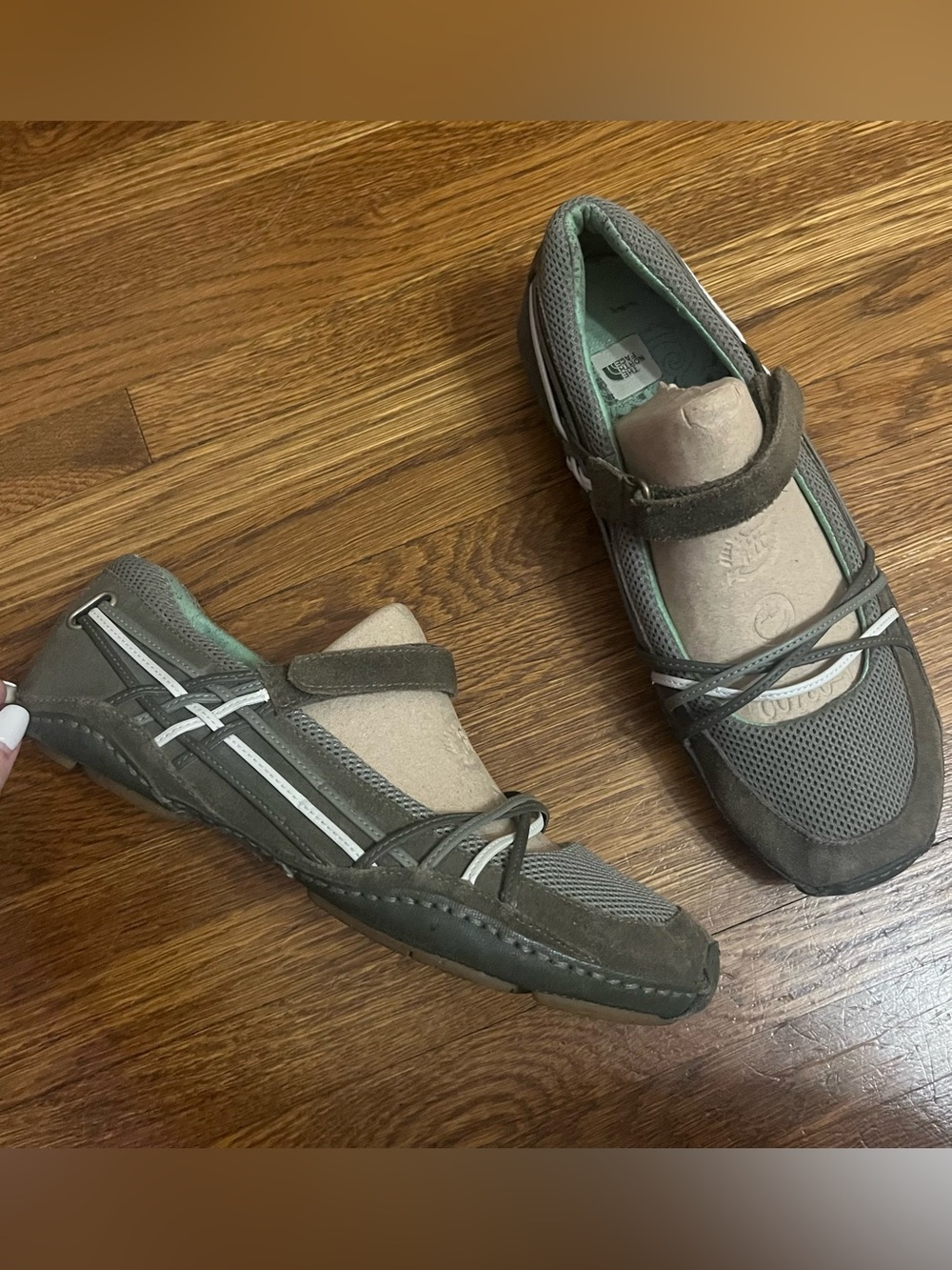 North Face Mary Jane shoes 9.5 comfort granola outdoor